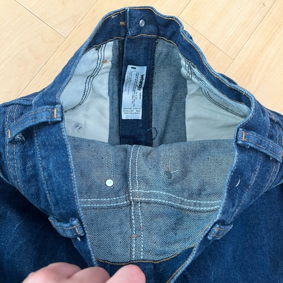 Wrangler 29x34 Straight Leg - Picture 11 of 13